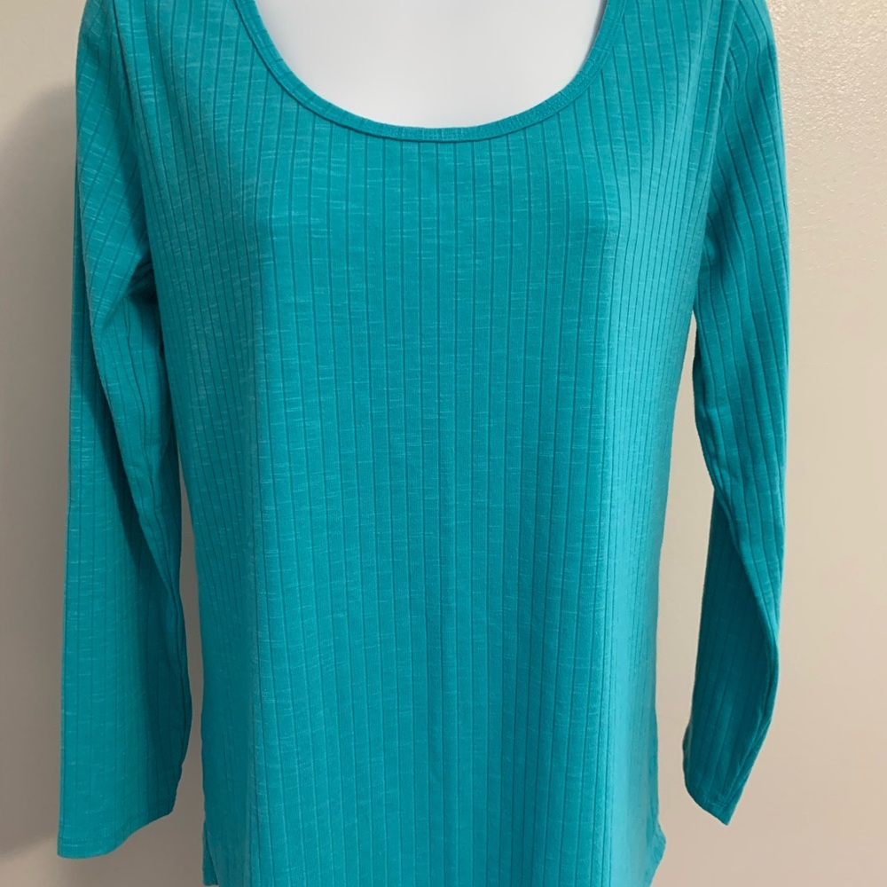 LuLa Roe Ribbed Top - Picture 16 of 16